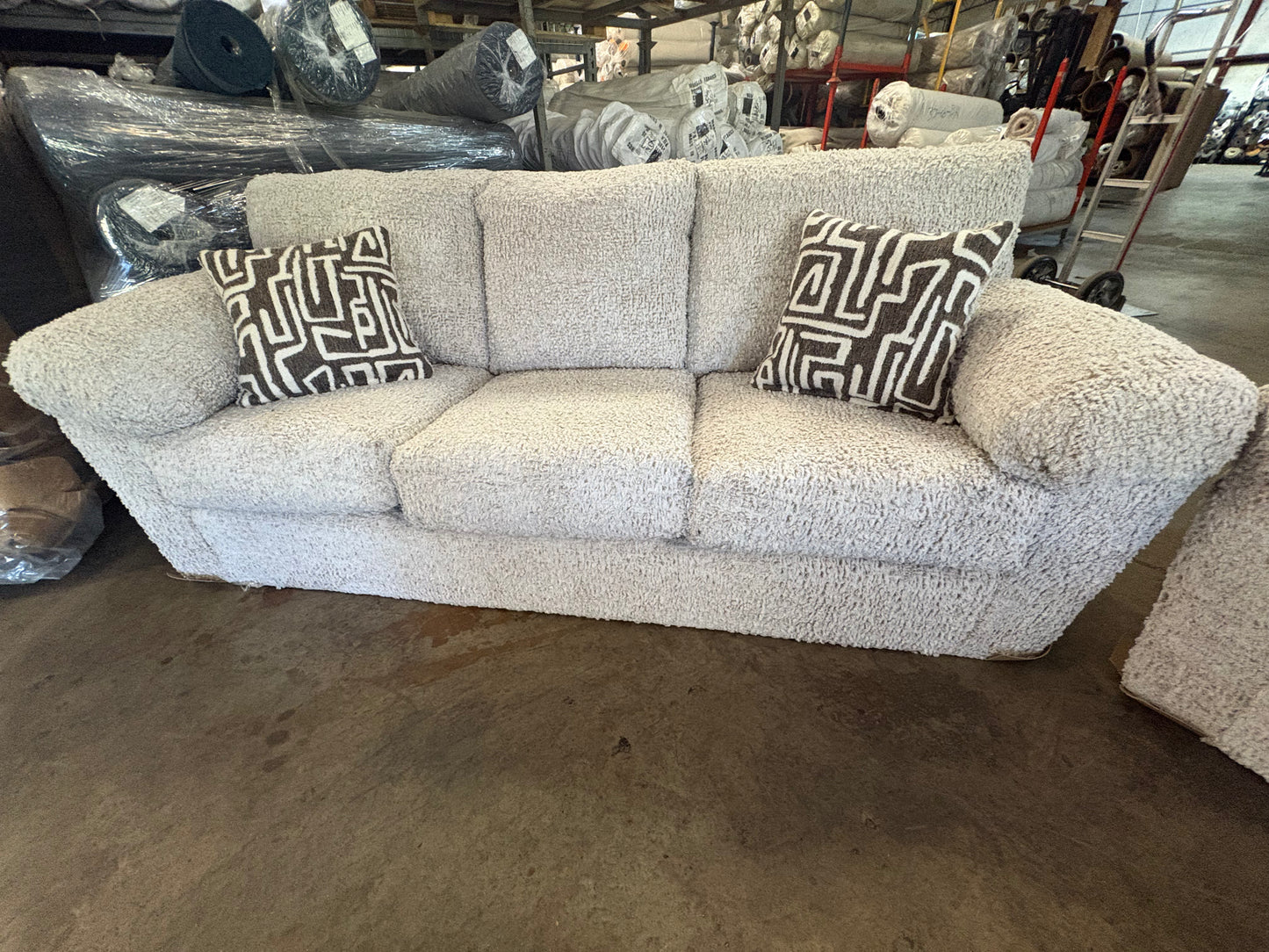 3600 Coffee Creamer Sofa and Loveseat
